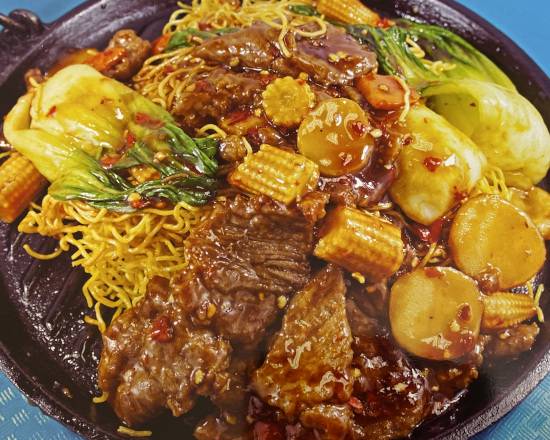 Szechuan Beef Fried Noodle 川味牛肉炒麵